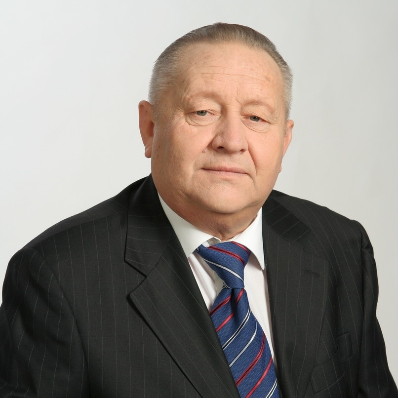 Казначеев Виктор Алексеевич